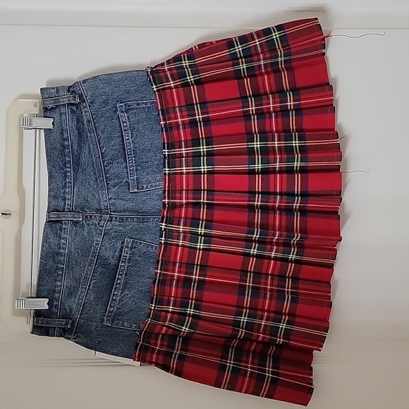 Design Lab Lord & Taylor Size M Half Denim Half Tartan Pleated Mini Skirt, NEW - Picture 2 of 9